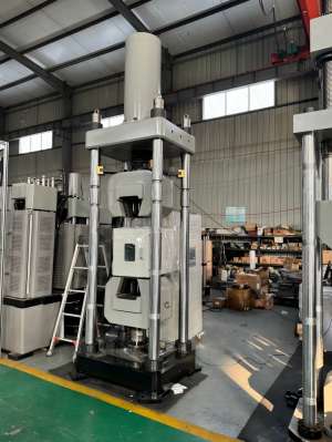 Testeur de traction série WAW-F du groupe HST avec chambre haute-basse température : conforme aux normes ISO 6892-1 et ASTM E8