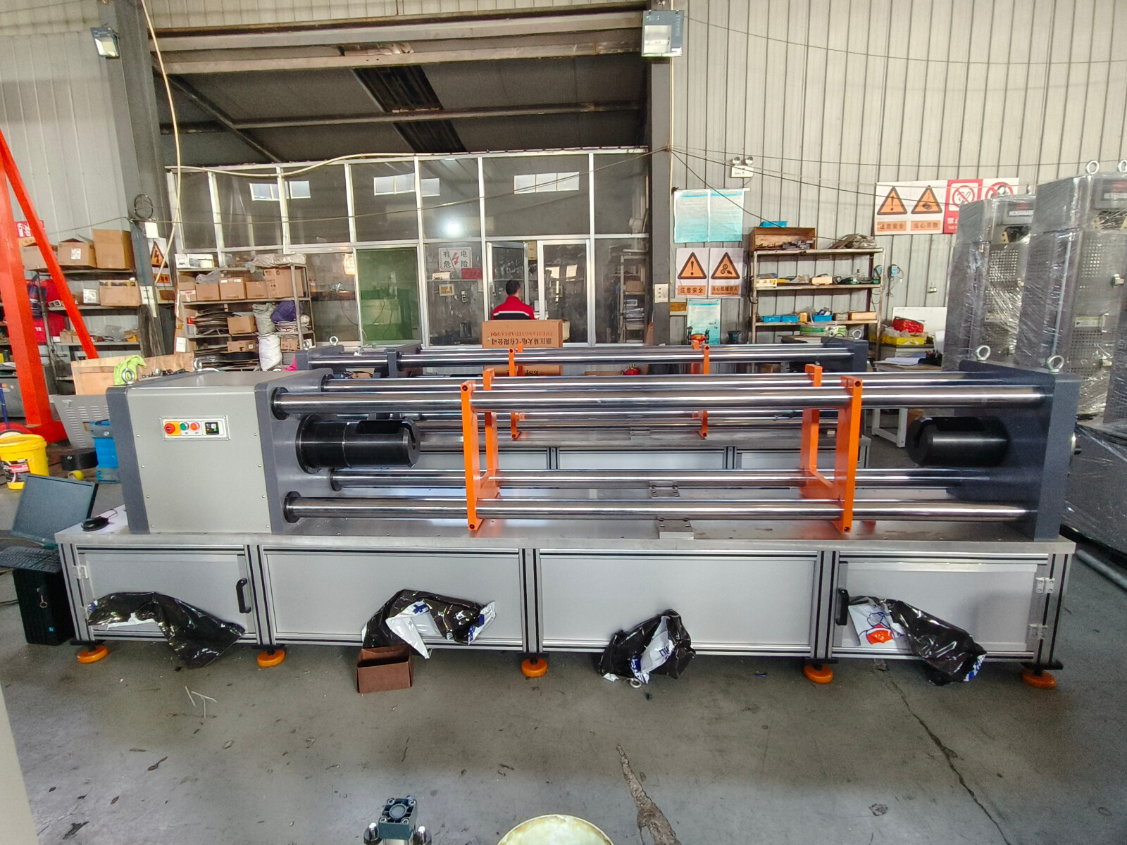 উচ্চ-নির্ভুল স্টিল স্ট্র্যান্ড রিলাক্সেশন টেস্টিং মেশিন চালু হয়েছে, বিশ্বব্যাপী পরিকাঠামোর গুণমান এবং নিরাপত্তার ক্ষমতায়ন